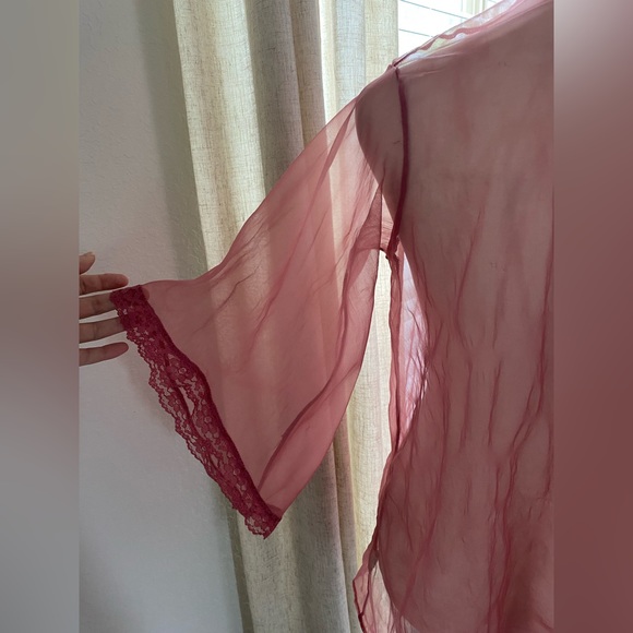 Vintage 1970s Pink Kimono - Picture 5 of 5